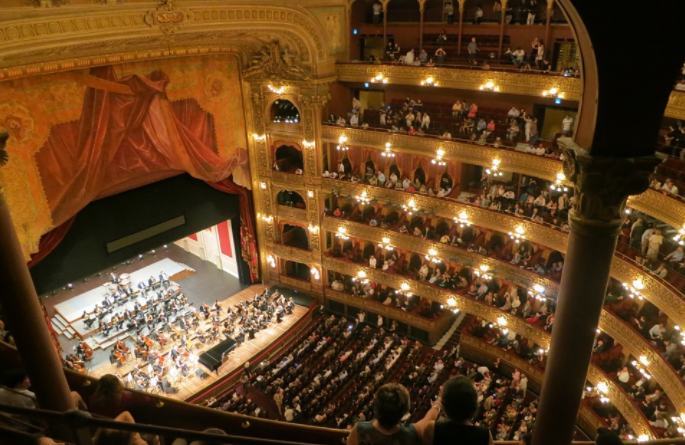 theater show
